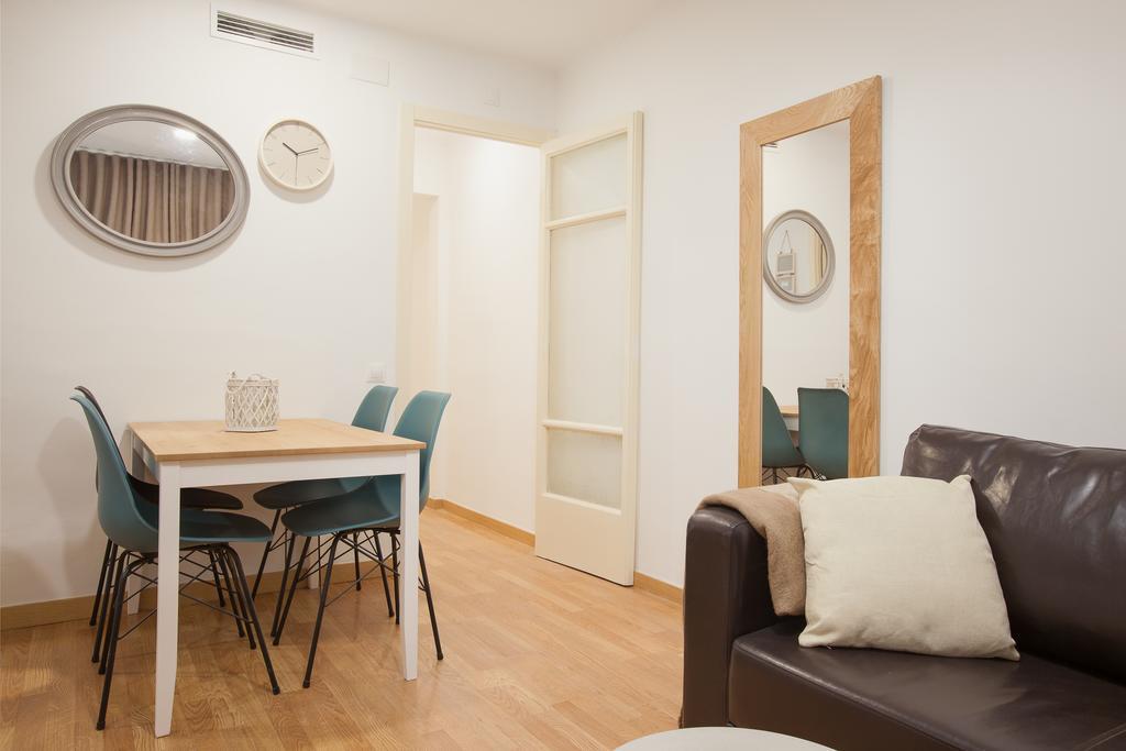 Click&Flat Europa Fira Apartments L'Hospitalet de Llobregat Exterior foto
