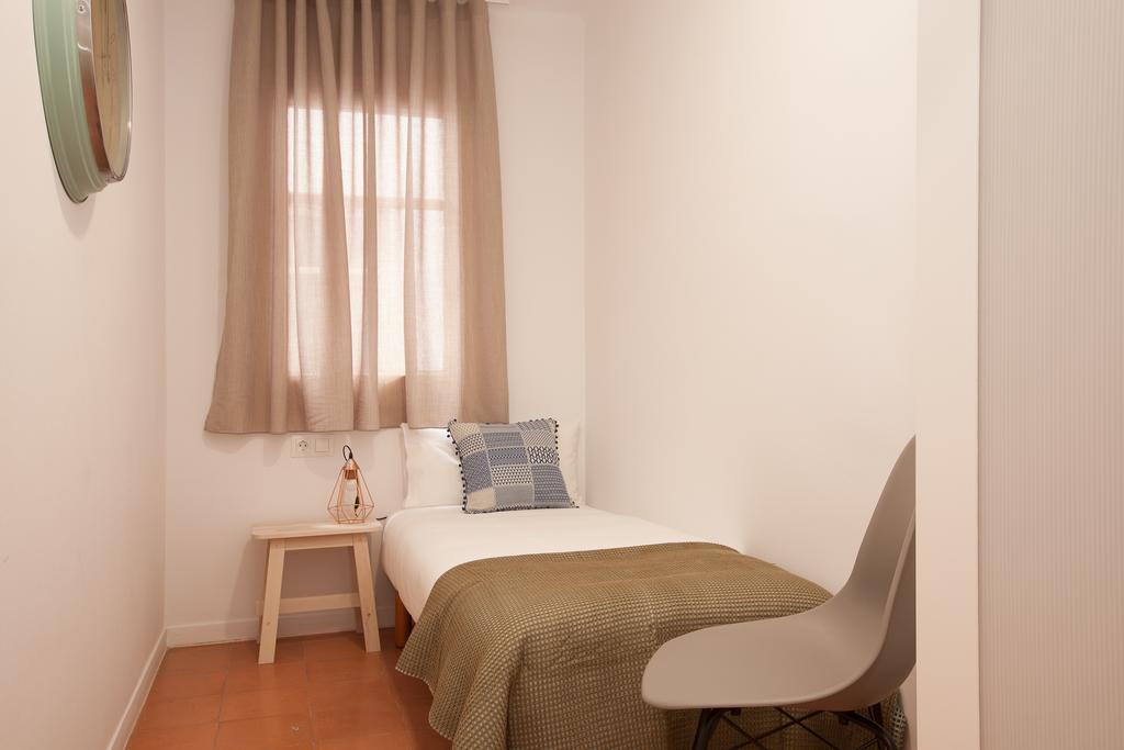 Click&Flat Europa Fira Apartments L'Hospitalet de Llobregat Exterior foto